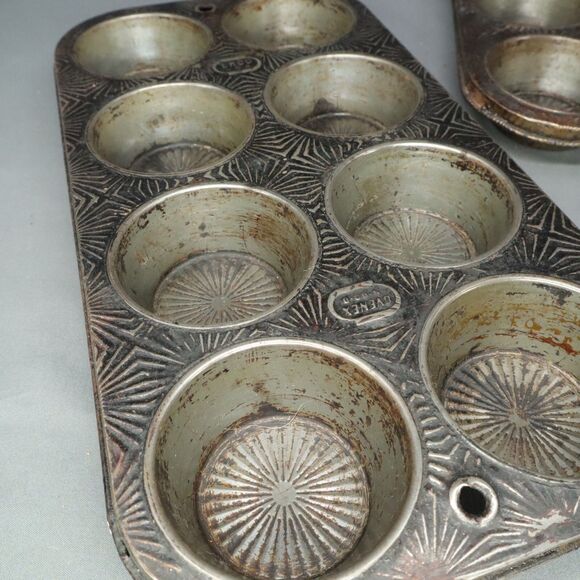 Muffin Pans Set of 3 EKCO (2) 8 count (1) 6 count Starburst Pattern Oven x - Picture 11 of 11